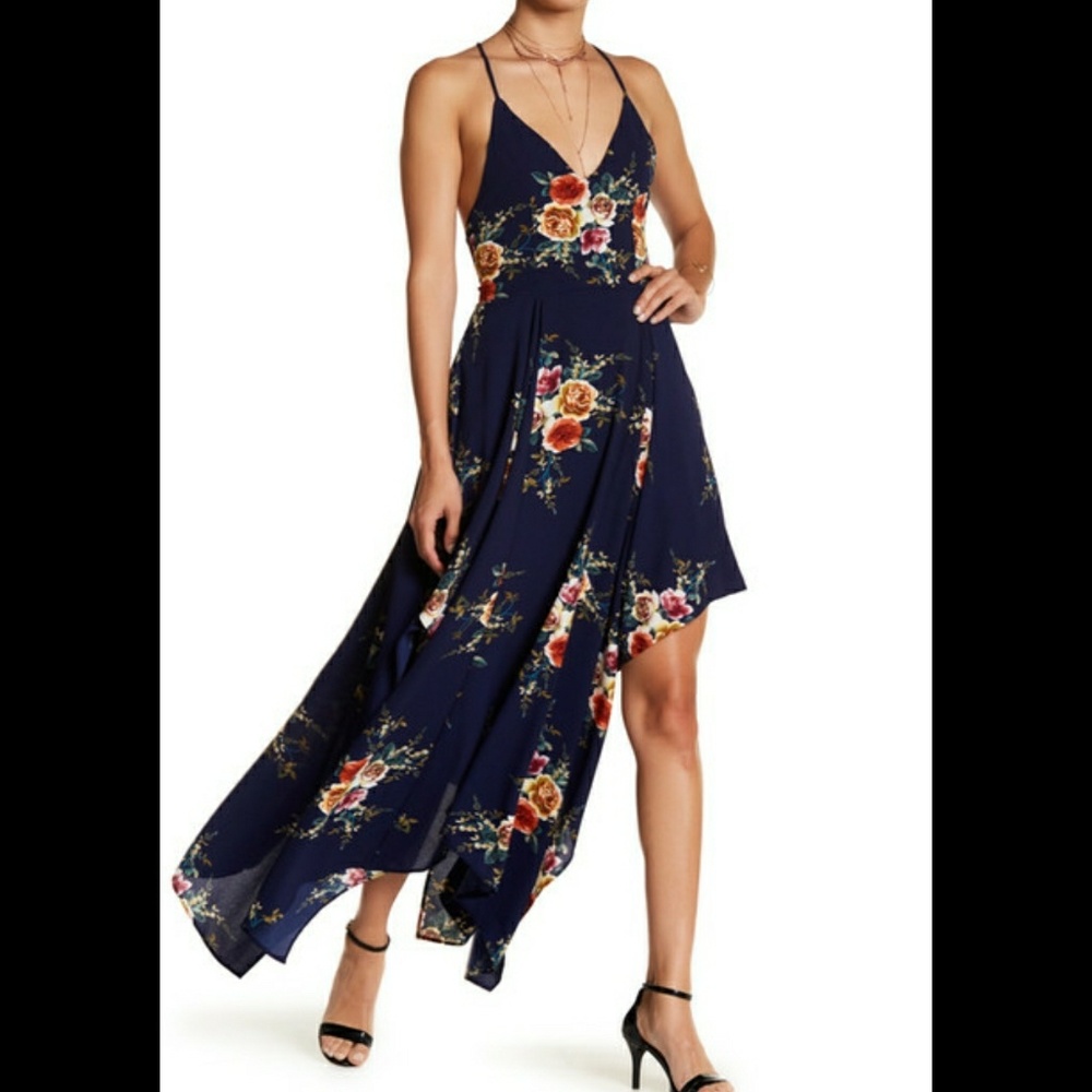 NWT Haute Rogue Floral handkerchief high-low dress